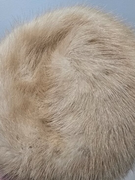 Vintage Real Fur Bucket Hat & Box - Likely Mink, Cream Beige, Mid Century - Picture 6 of 12